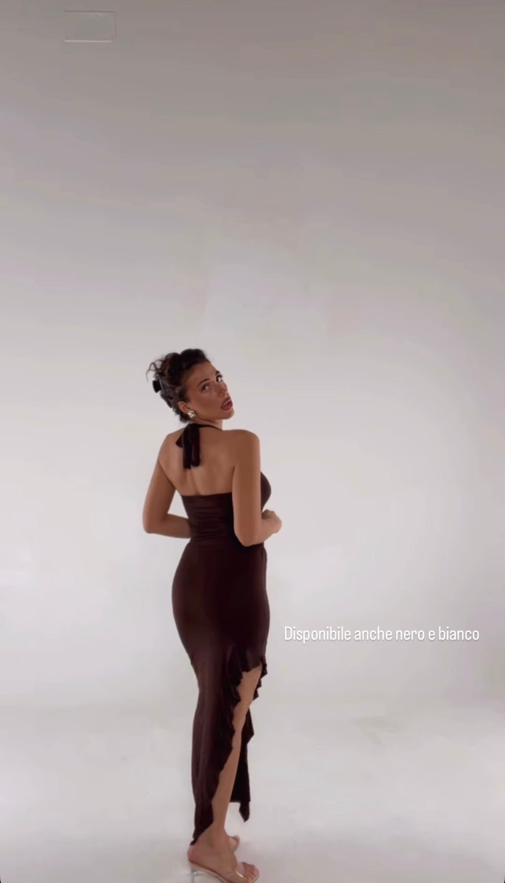 Abito sirena asimmetrico